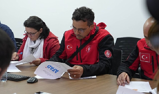 afet-farkindalik-egitmeni-olmaya-hak-kazandilar-wcFRf1ni.jpg