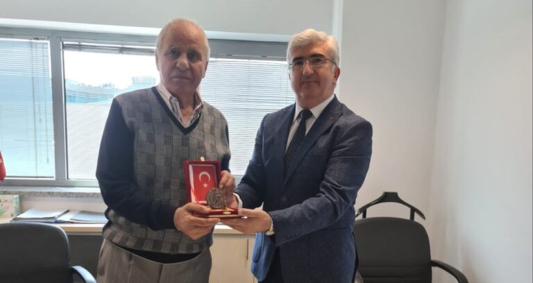 unlu-is-insani-ismet-celebcioglu-hayatini-kaybetti-Td7nG6G6.jpg